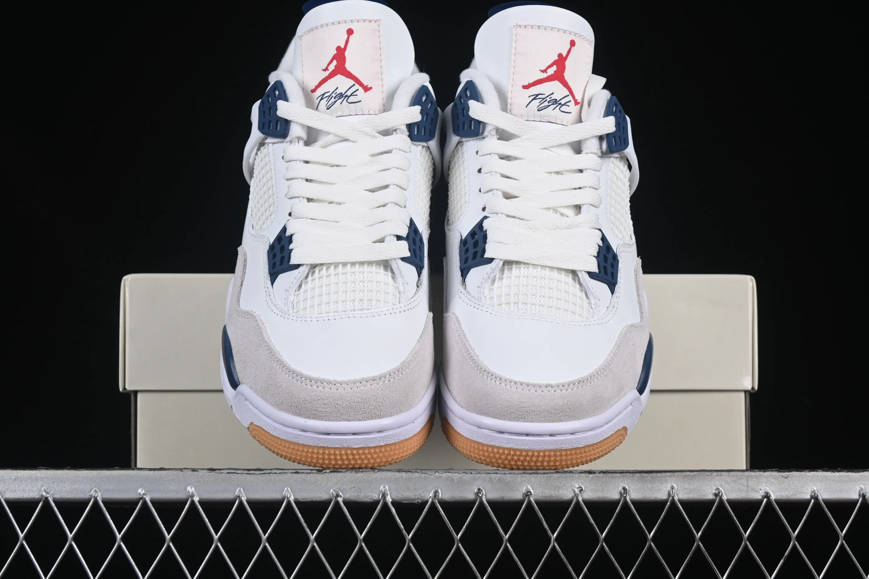 All categories Air Jordan Jordan series basketball shoes Air Jordan 4 Nk SB x Air Jordan 4 "Navy" AJ4 Joe 4 joint white and blue DR5415-100